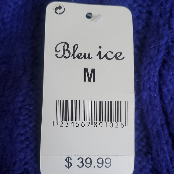 Purple Crewneck Sweater with Cable Knit Pattern and Cozy Texture - Picture 2 of 5